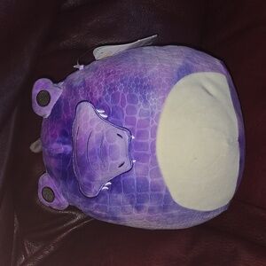 Purple "Dove" Squishmallow